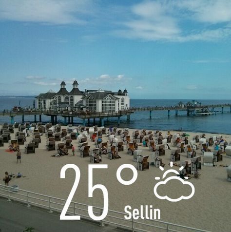 Rügen Sellin Strand Meer Ostsee Urlaub Seebrücke Strandkörbe