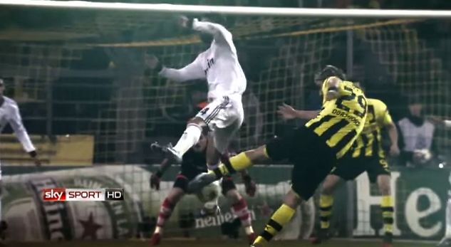 Screenshot Video Das Achtelfinale der UEFA Champions League live auf Sky BVB Borussia Dortmund YouTube