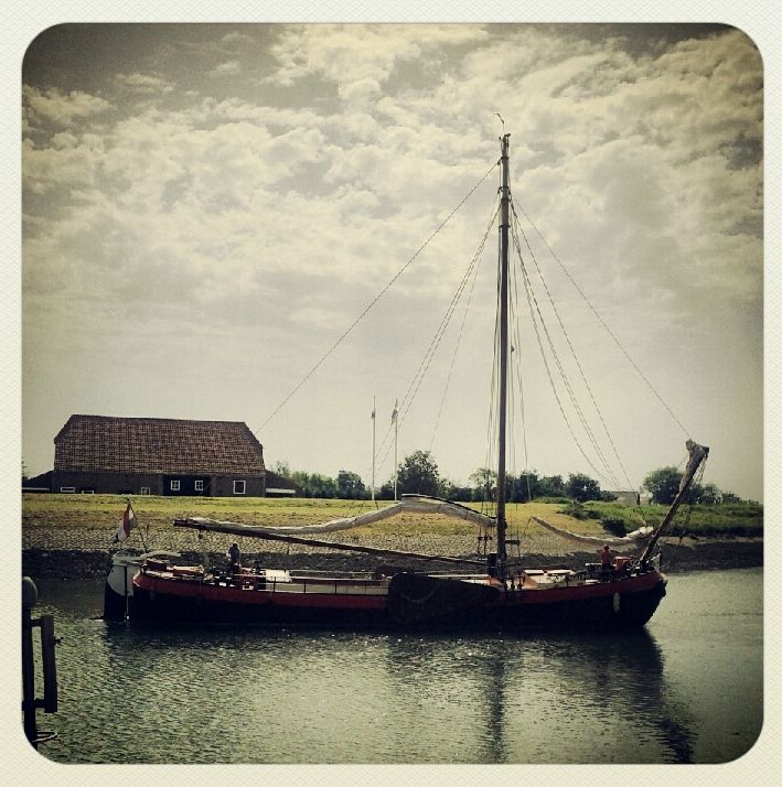 Zierikzee Zeeland Holland Niederlande Segelschiff Scaldis Hafen