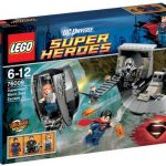 Lego DC Universe Super Heroes 76009 Superman Black Zero auf der Flucht Amazon Cover