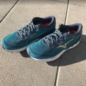 Mizuno Wave Skyrise 2