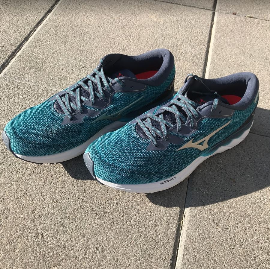 Mizuno Wave Skyrise 2