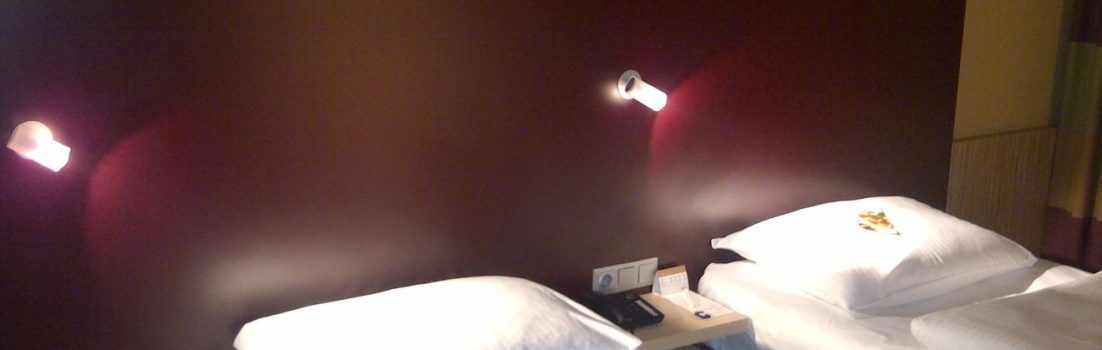 Mövenpick Hotel an der Frankfurt Messe Zimmer Doppelzimmer Bett