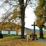 Ruhepark Zweilinden Amelunxen Ostwestfalen Kreuz Friedhof