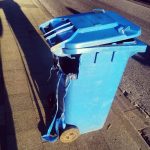 Vandalismus Kleinenbroich Altpapier Blaue Tonne